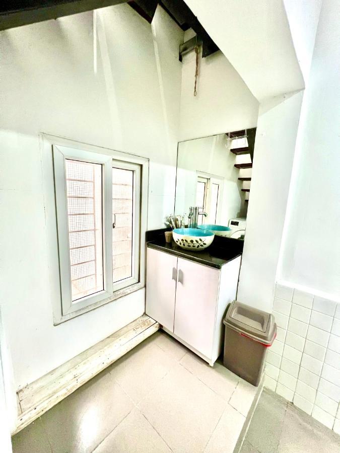 Duplex Warm Hanoi, 2 Bedrooms, Old Quarter, 3Mins To Hoan Kiem Lake Luaran gambar